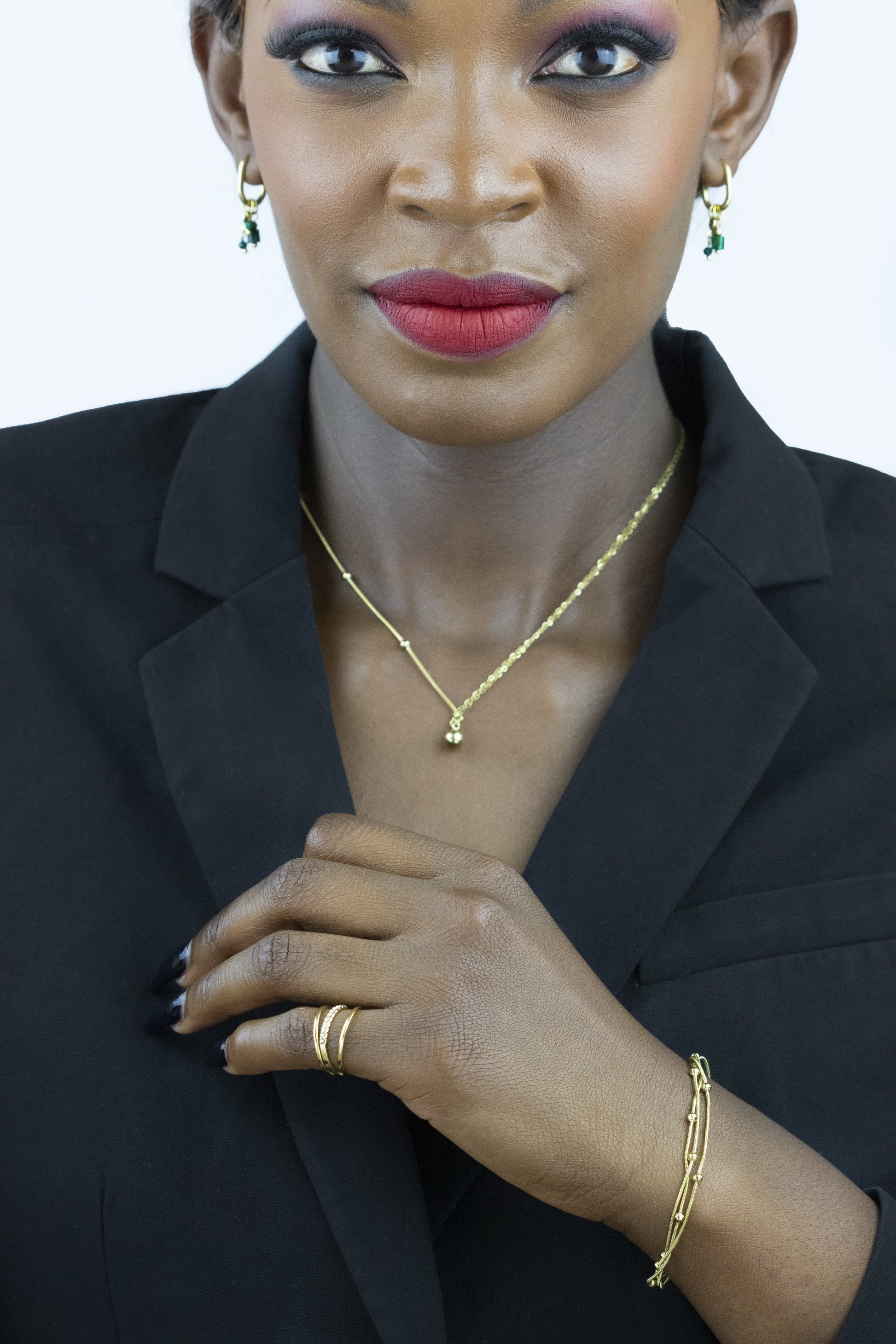 Enhance your professional ensemble with Dahlia Jewels' delicate gold necklace, designed for the discerning jewelry lover. Free delivery in Nairobi.